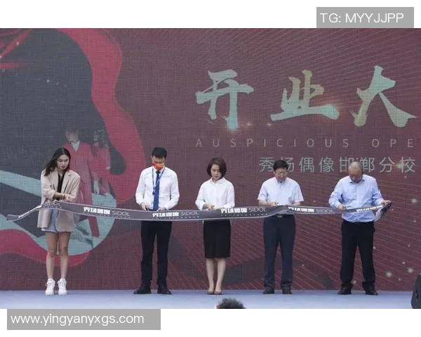 足球明星联手打造时尚服装品牌引领潮流新风尚 足球明星联手打造时尚服装品牌引领潮流新风尚