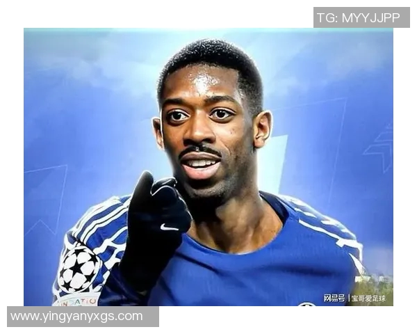 金发美国足球明星的辉煌历程与场上风采揭秘