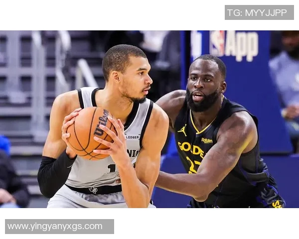 2013年勇士与马刺的激烈对决回顾与分析篮球历史上的经典时刻